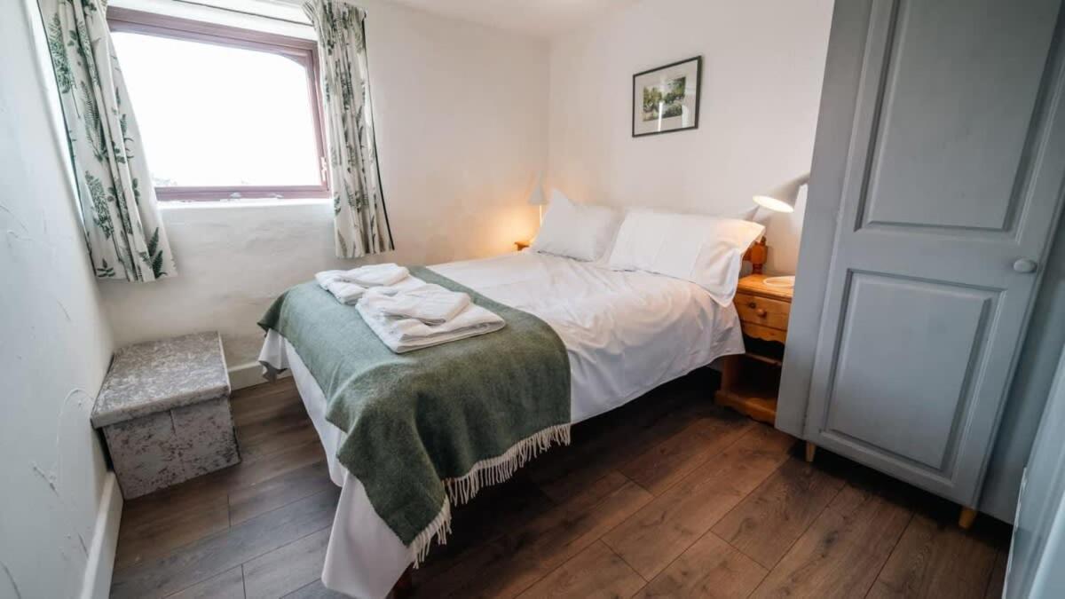 Lovely 2 Bedroom Coastal Cottage Near Bude Exterior foto