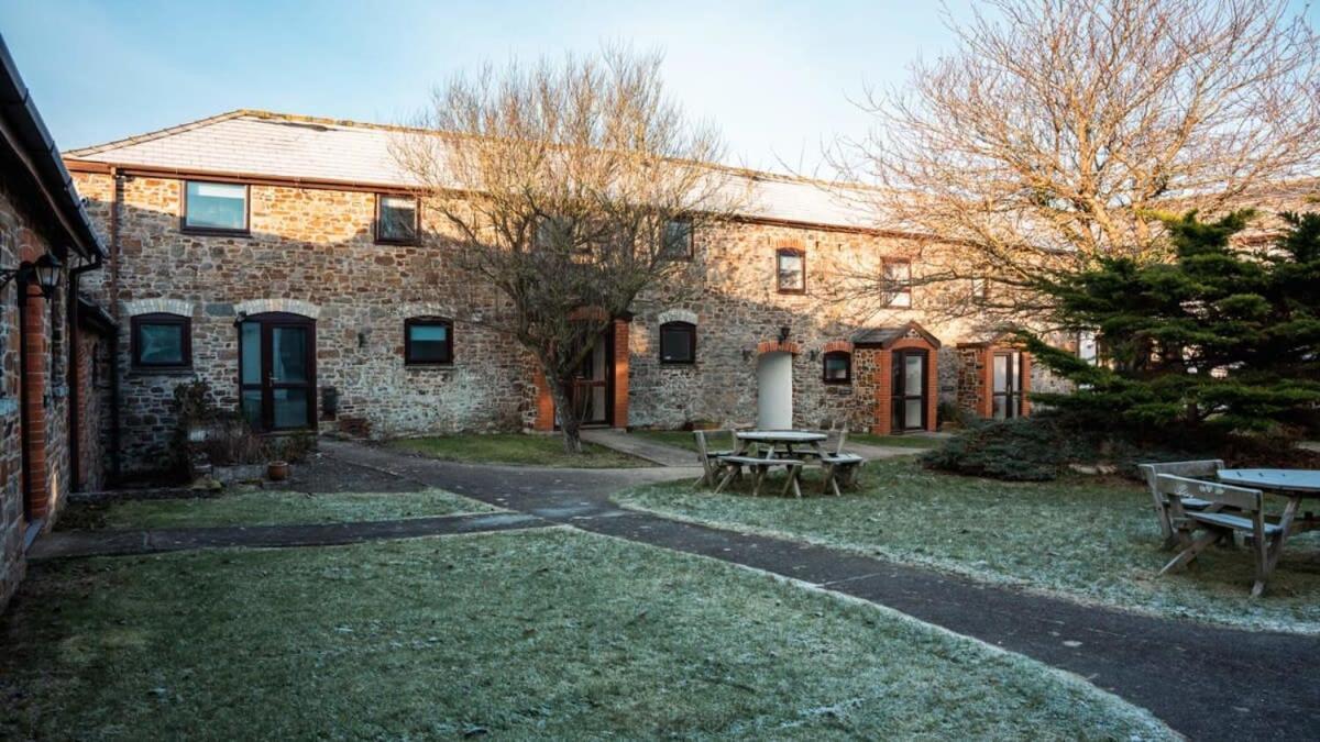 Lovely 2 Bedroom Coastal Cottage Near Bude Exterior foto